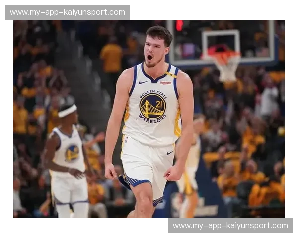 勇士官方：正式宣布行使球员波斯特与桑托斯新赛季的球队选项